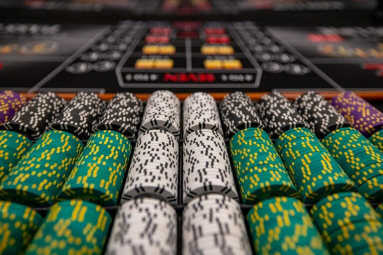 Jackpot Jill Review: Online Blackjack & Fast Roulette Cashouts